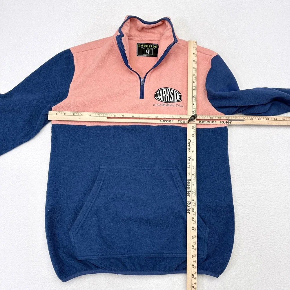Darkside Snowboards Sweater Mens Size Medium Fleece 1/4‎ Zip Pullover Pink Blue